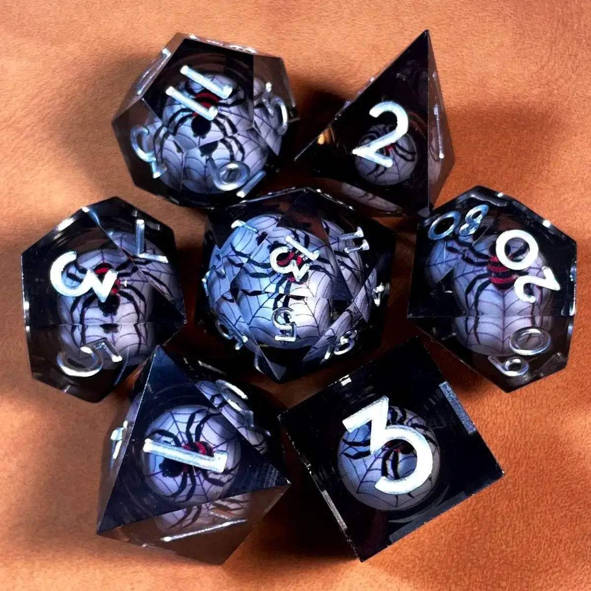 Premium Resin DND Sharp Polyhedral Spider Dice Set for RPG Enthusiasts and Halloween Gifts - ToylandEU