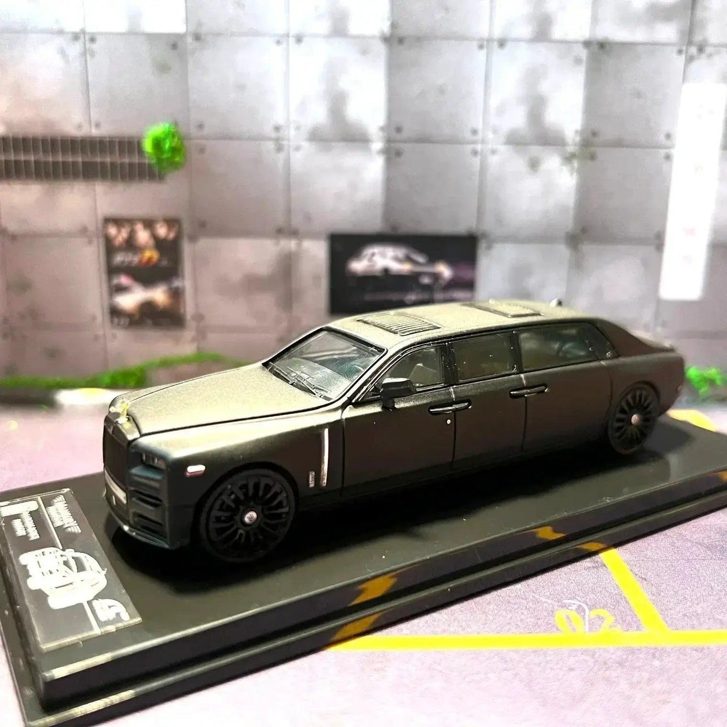  Premium Rolls Royce Phantom Diecast 1 64 Toyland EU -  ToylandEU™
