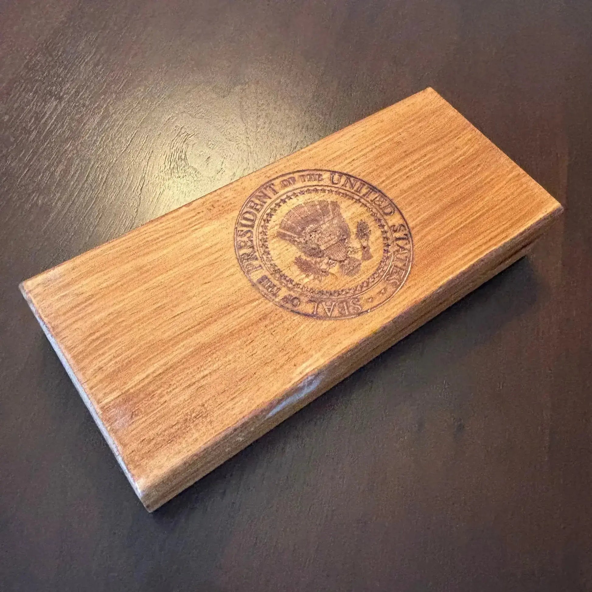 President Donald J. Trump Key to the White House REPLICA - ToylandEU