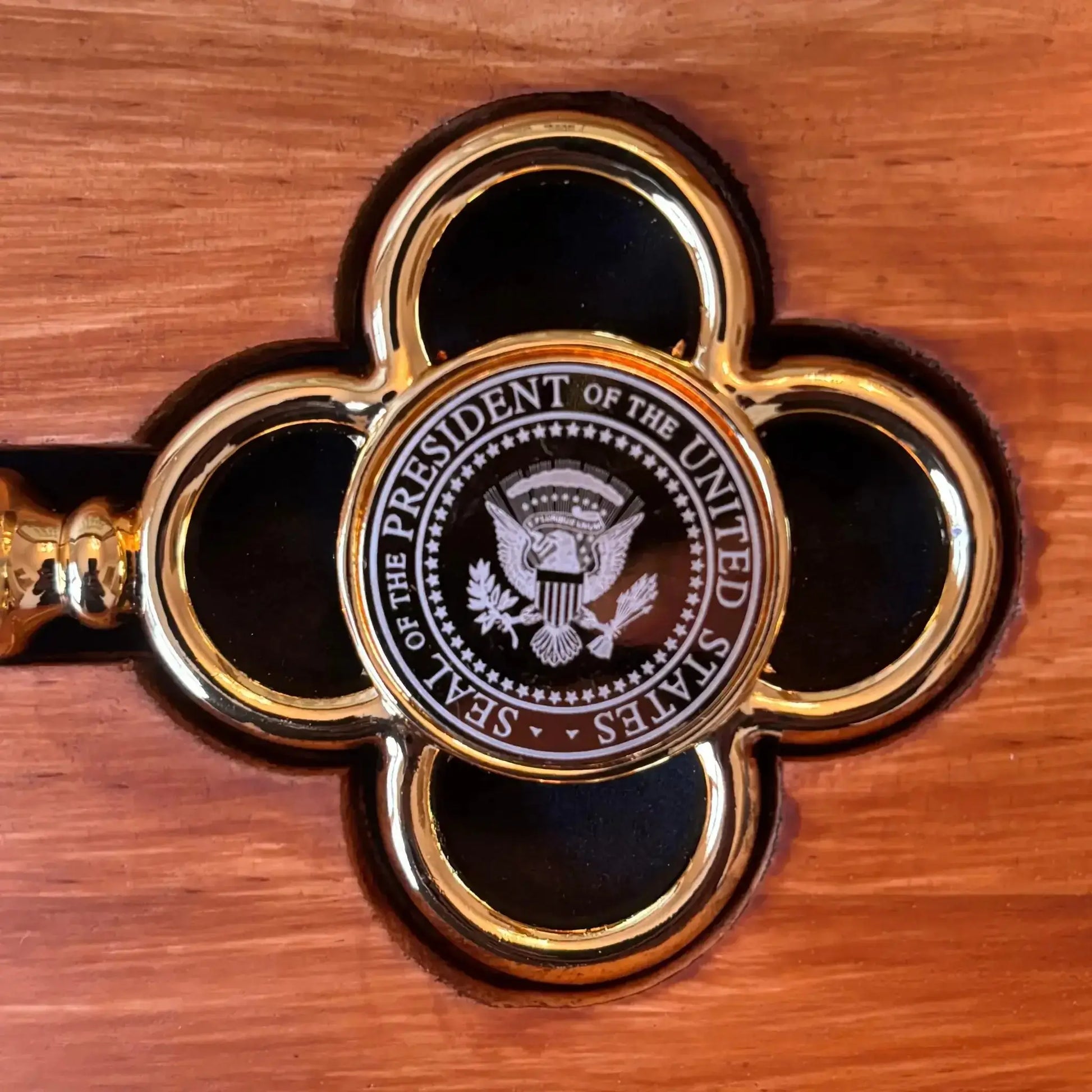 President Donald J. Trump Key to the White House REPLICA - ToylandEU