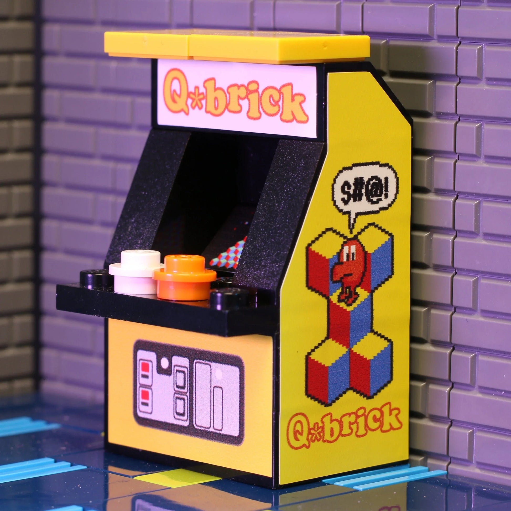 LEGO Compatible Arcade Machine for Figures by Q Brick With Custom Decals Compact Scale Display - ToylandEU