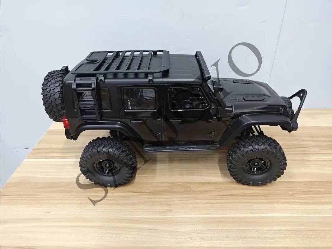 RC 4WD Remote Control Rock Crawler - 1/10 Scale Off-Road RC Climbing Car with Proportional Control and LED Lights - ToylandEU