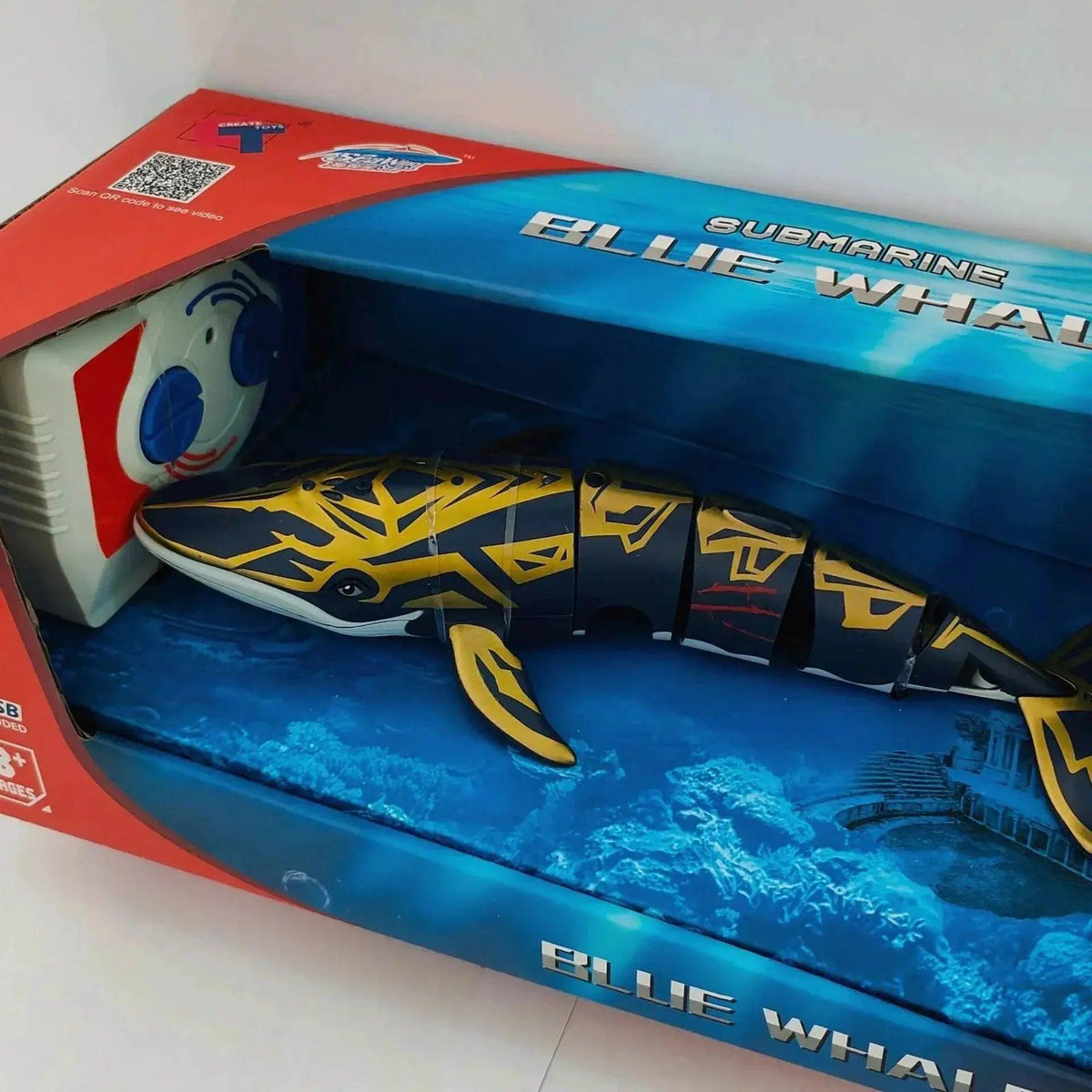  RC Remote Control Swimming Shark Boat Toy with LED Lights - Waterproof Model for Boys' Birthday Gifts -  ToylandEU™