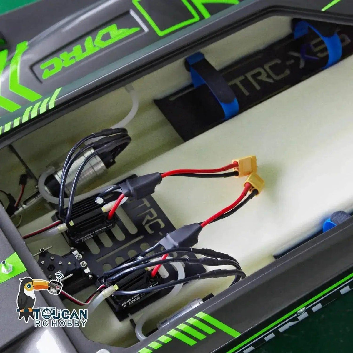  RC TOUCAN RC High-Speed Waterproof Racing Boat X55 - 130km/h RTR Model with FlySky GT3C Remote Control, Perfect Hobby Gift (THZH1595) -  ToylandEU™