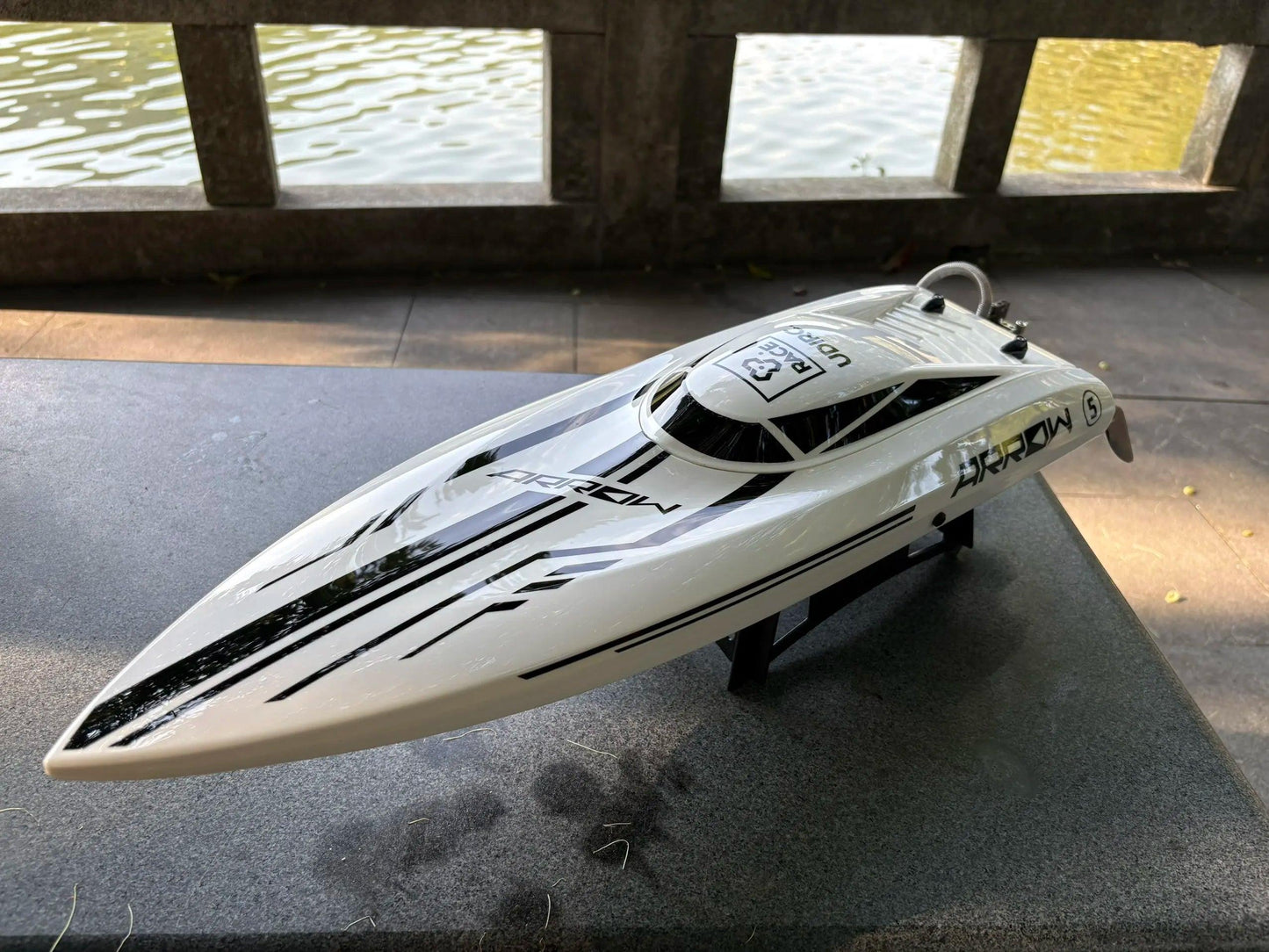  RC Boat Top Speed 50 kph 4WD LiPo Included Toylandeu 