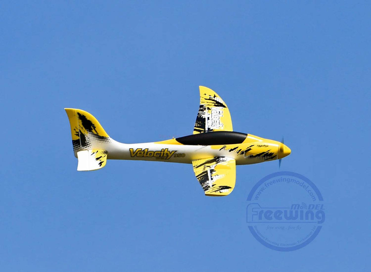 RC Freewing Velocity Patrol Racing RC Airplane - Fixed Wing Model with 6 Channels - ToylandEU