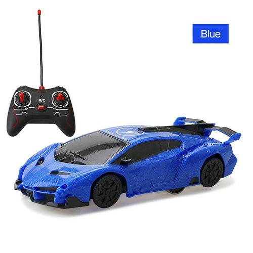 RC Gravity-Defying Mini RC Car: Wall Climber with Remote Control Fun! - ToylandEU
