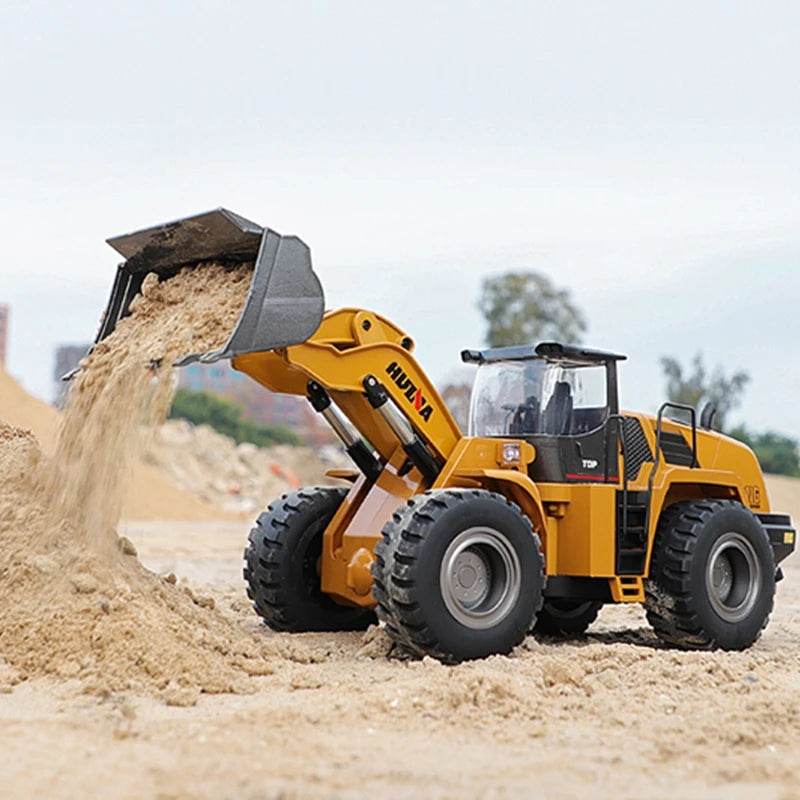 RC High-Power 1:14 Scale 22CH LED RC Excavator Truck with Remote Control - ToylandEU