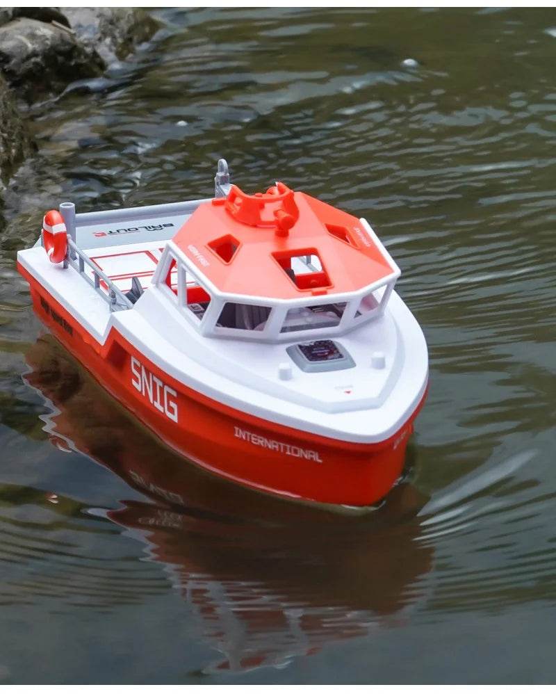 RC High-Speed 2.4G Wireless RC Rescue Tugboat 694 - Remote Control Captain Ship for Kids - ToylandEU