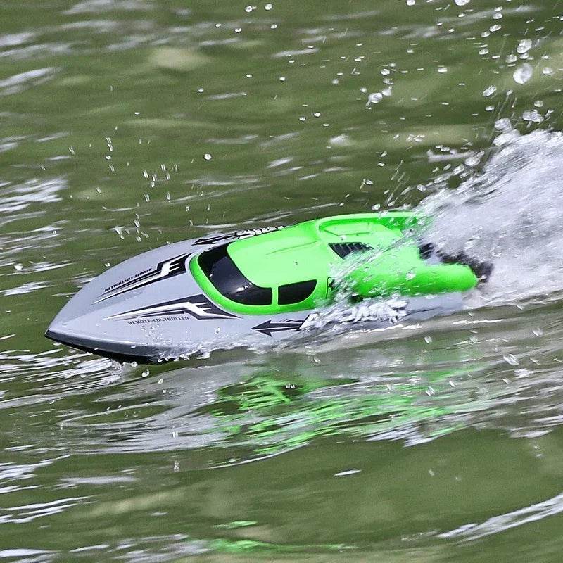 RC High-Speed Electric Remote-Controlled Racing Boat with Cooling Feature and Fishnet Pull Design - ToylandEU