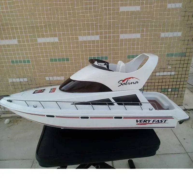 RC High-Speed Luxury Remote Control Yacht Model 3867 - Outdoor Speedboat Gift for Kids - ToylandEU