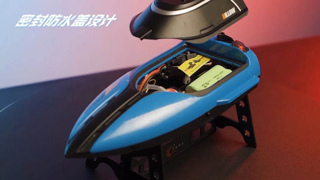 RC High-Speed Waterproof RC Racing Boat - 25Km/h Remote Control Speedboat with Water Cooling System for Kids - ToylandEU