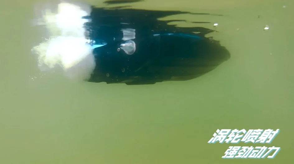 RC High-Speed Waterproof RC Racing Boat - 25Km/h Remote Control Speedboat with Water Cooling System for Kids - ToylandEU