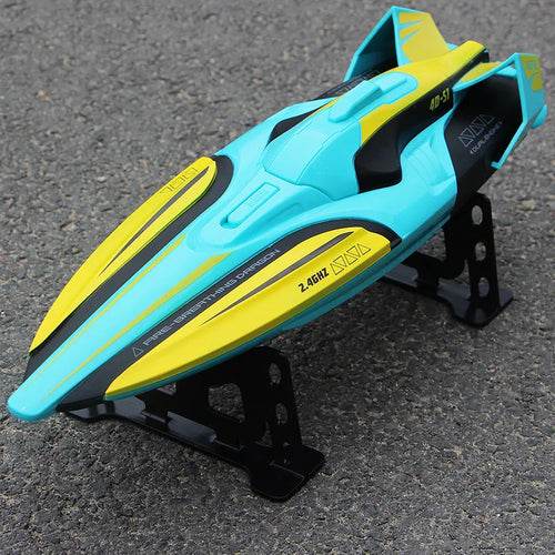 RC High-Speed Wireless RC Boat - 2.4G Electric Fun with Long Battery Life - ToylandEU
