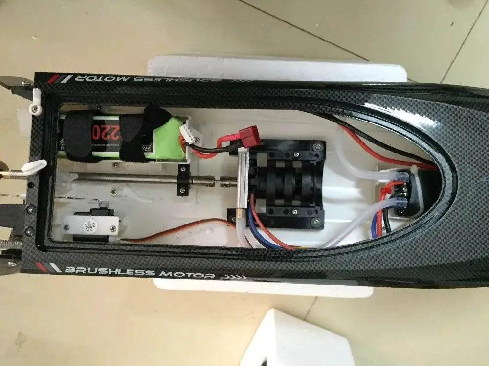  RC High-Speed 50km/h 65CM FT011 Brushless RC Racing Boat with Water Cooling - Ready-to-Run 2.4GHz Gift for Kids -  ToylandEU™