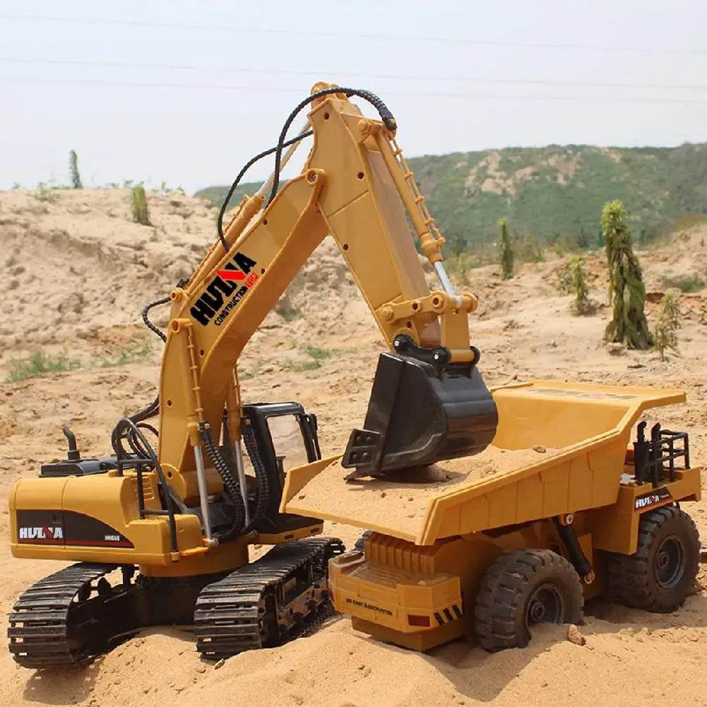 RC Remote Control 1:14 Yellow Excavator with 15 Channels & Rechargeable Battery - ToylandEU