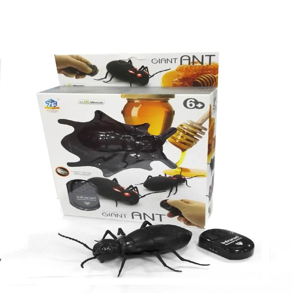 RC Remote-Controlled Electric Spider & Cockroach Prank Gift Toy - ToylandEU