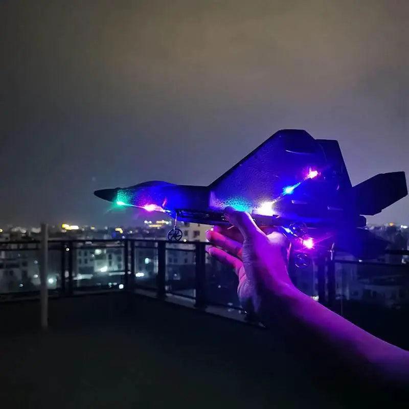  2024 Top P530 2.4G 2CH RC Airplane Raptor F22 Warplane LED Light Gyroscope Toy Gift for Boys Easy Flying -  ToylandEU™