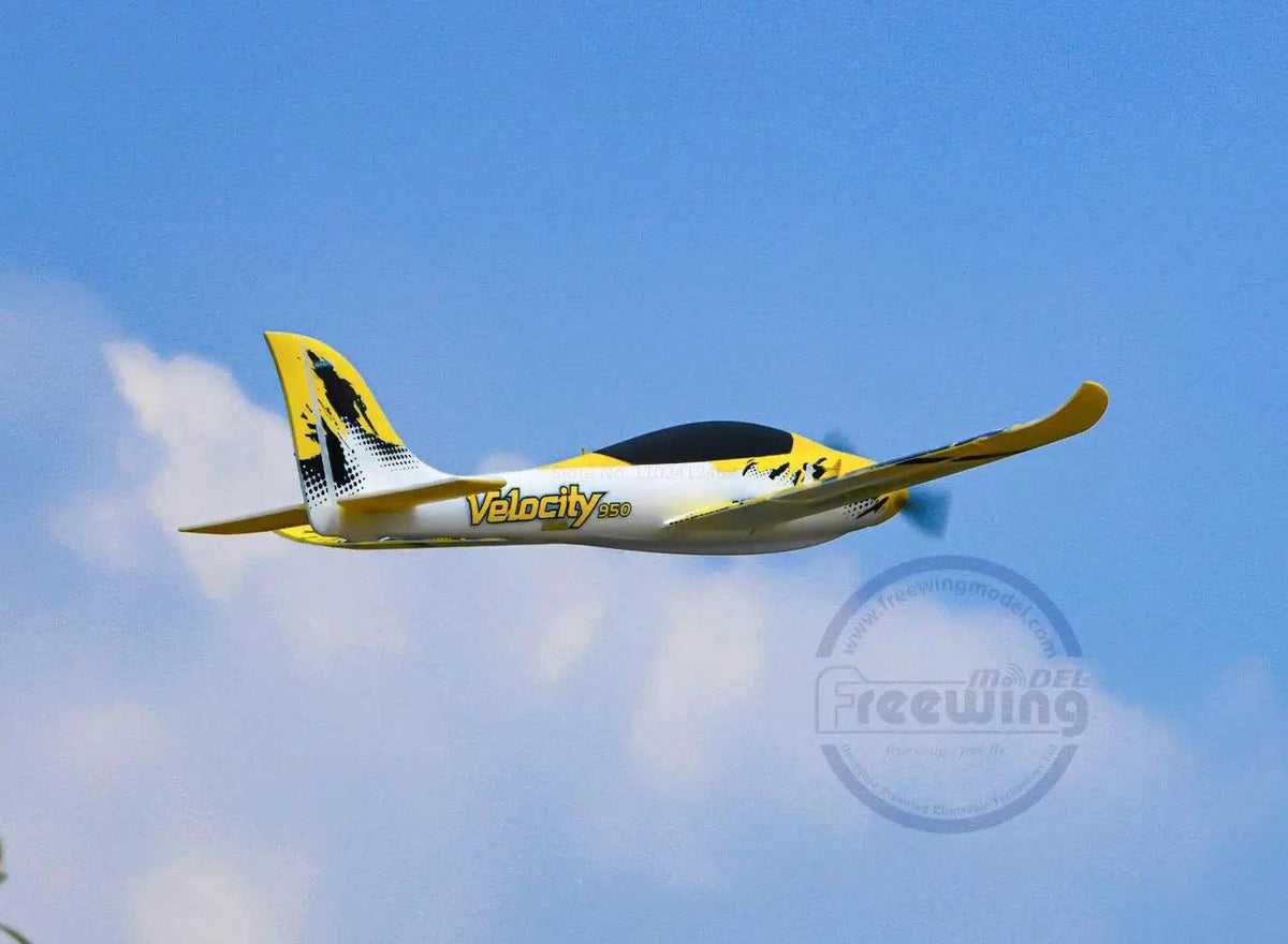  RC Freewing Velocity Patrol Racing RC Airplane - Fixed Wing Model with 6 Channels -  ToylandEU™