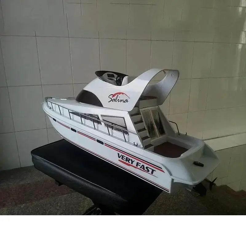  RC High-Speed Luxury Remote Control Yacht Model 3867 -  Outdoor Speedboat Gift for Kids -  ToylandEU™