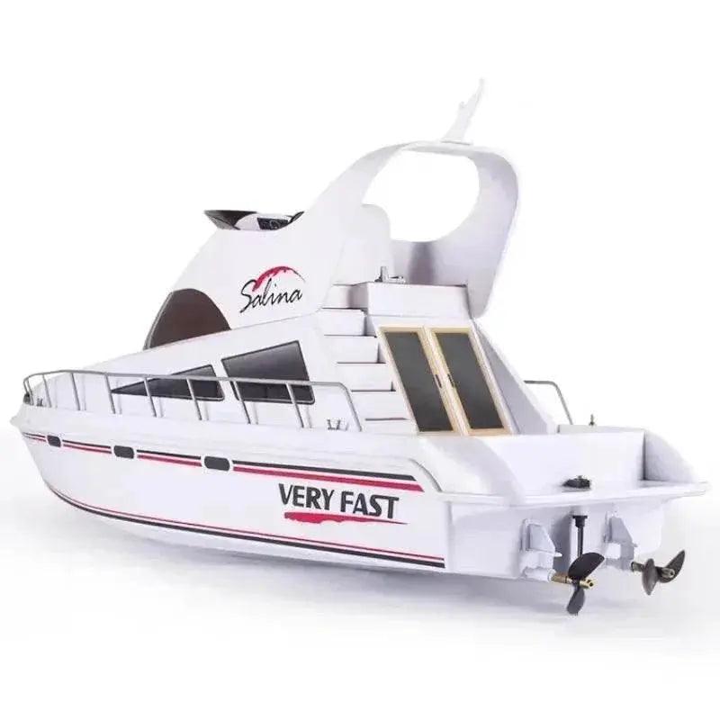  RC High-Speed Luxury Remote Control Yacht Model 3867 -  Outdoor Speedboat Gift for Kids -  ToylandEU™