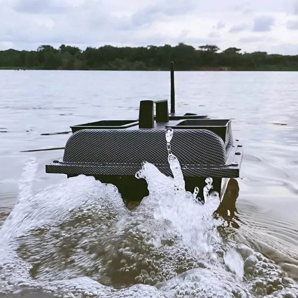 RC V900 GPS Remote Control Bait Boat with 40 Fishing Points, 500M Range, 2 Hoppers, and 1.5KG Weight - Ideal for Night Fishing - ToylandEU