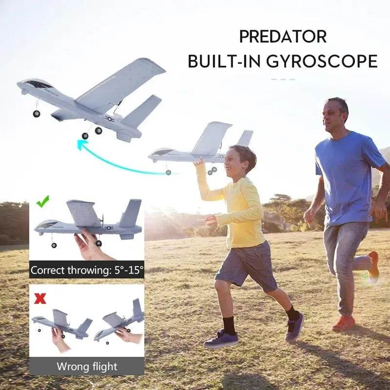 RC Z51 Predator 2.4G RC Glider: Light-Up Hand-Throw Foam Plane Adventure - ToylandEU