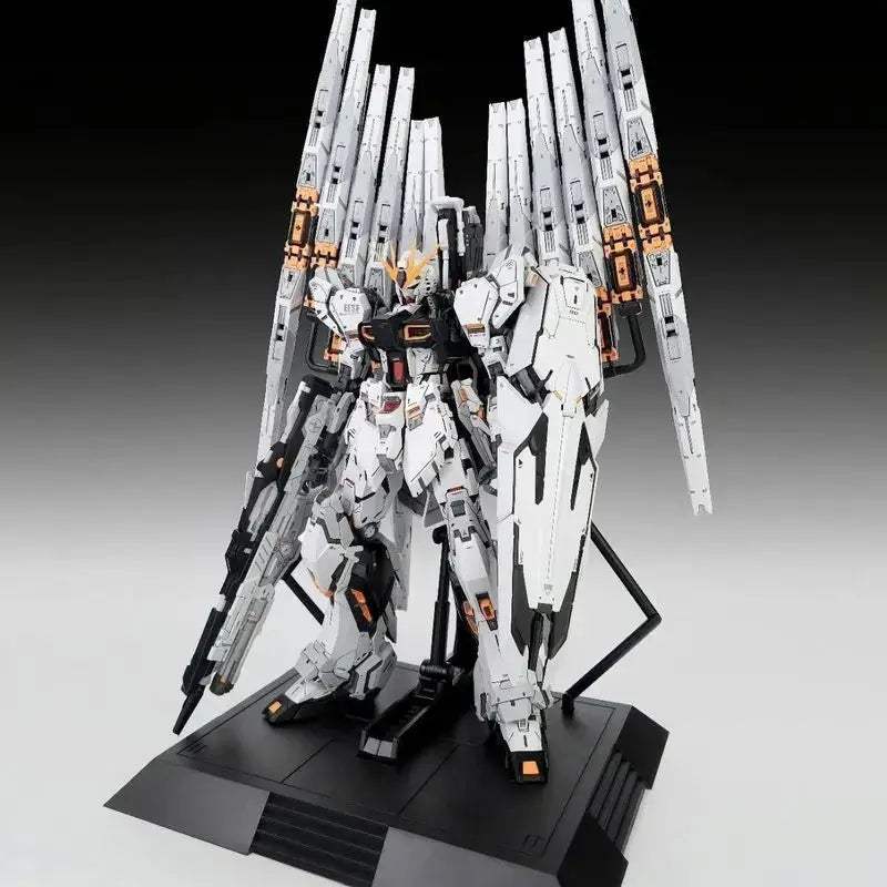 RX-93 Nu Fighter Action Figure Model Kit 1/100 Scale Precision - ToylandEU