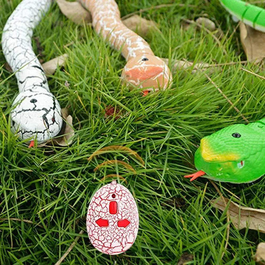  Realistic RC Snake Retractable Tongue Toy Toyland EU -  ToylandEU™
