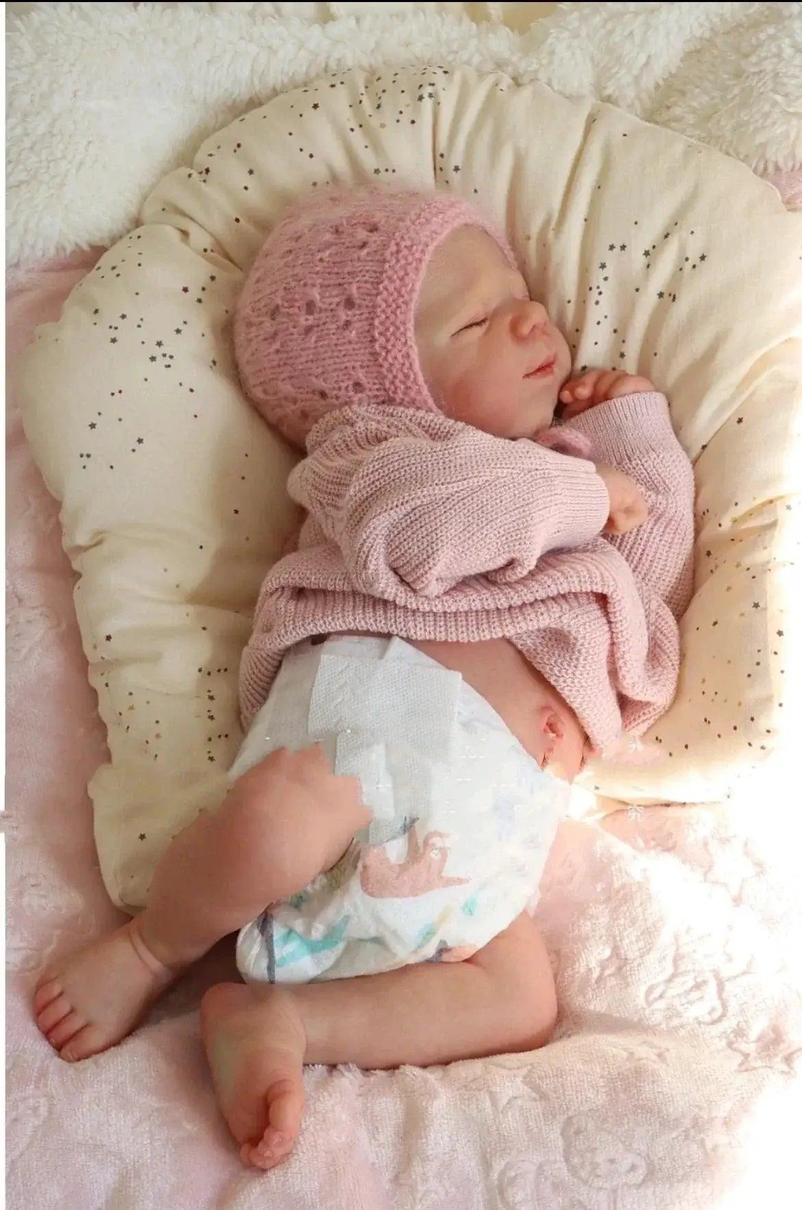  Realistic Reborn Baby Doll 18 Inch Vinyl Painted Hair -  ToylandEU™