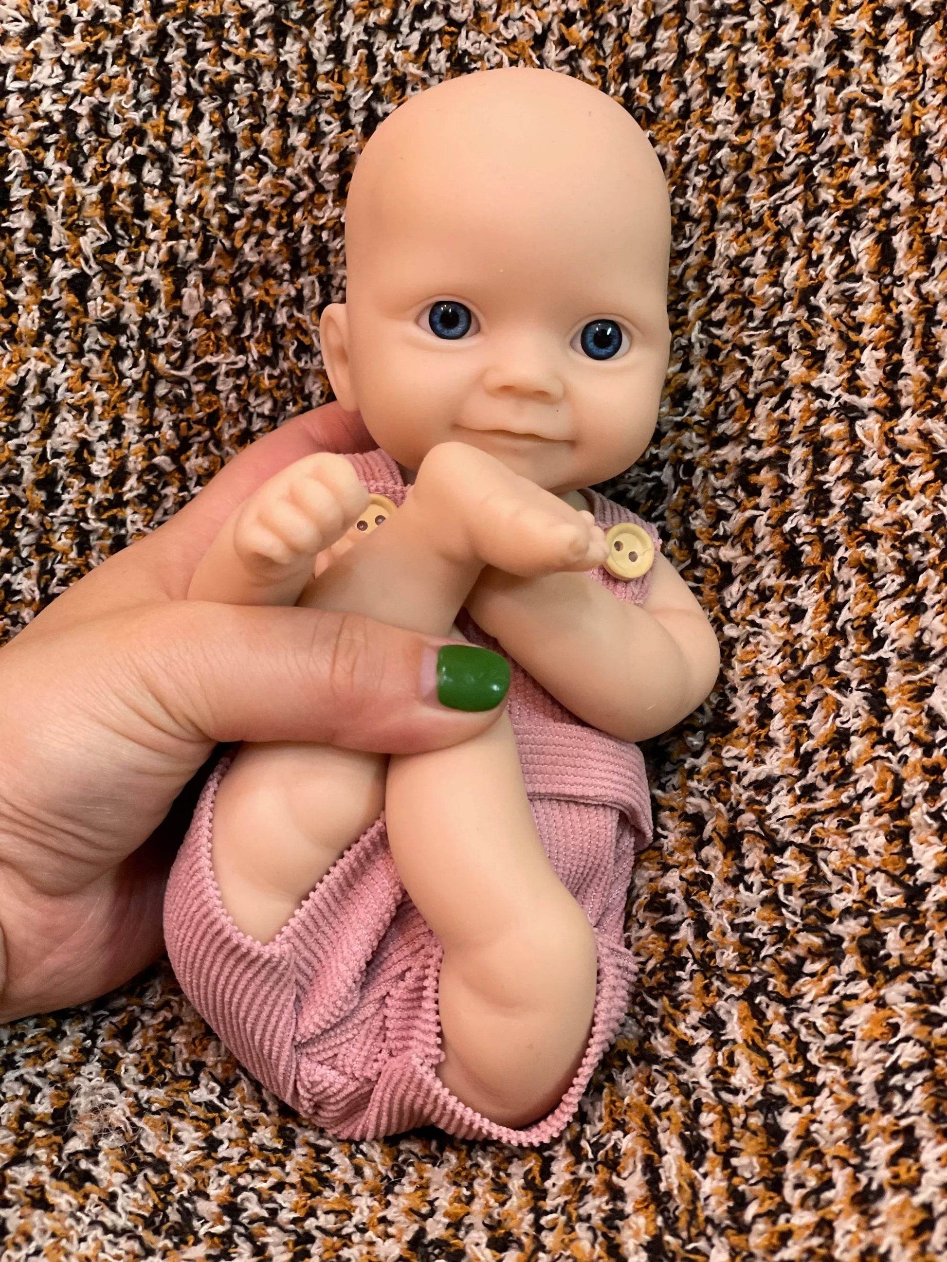 Realistic Silicone Doll Body 25cm Unpainted 8 Styles Gift - ToylandEU