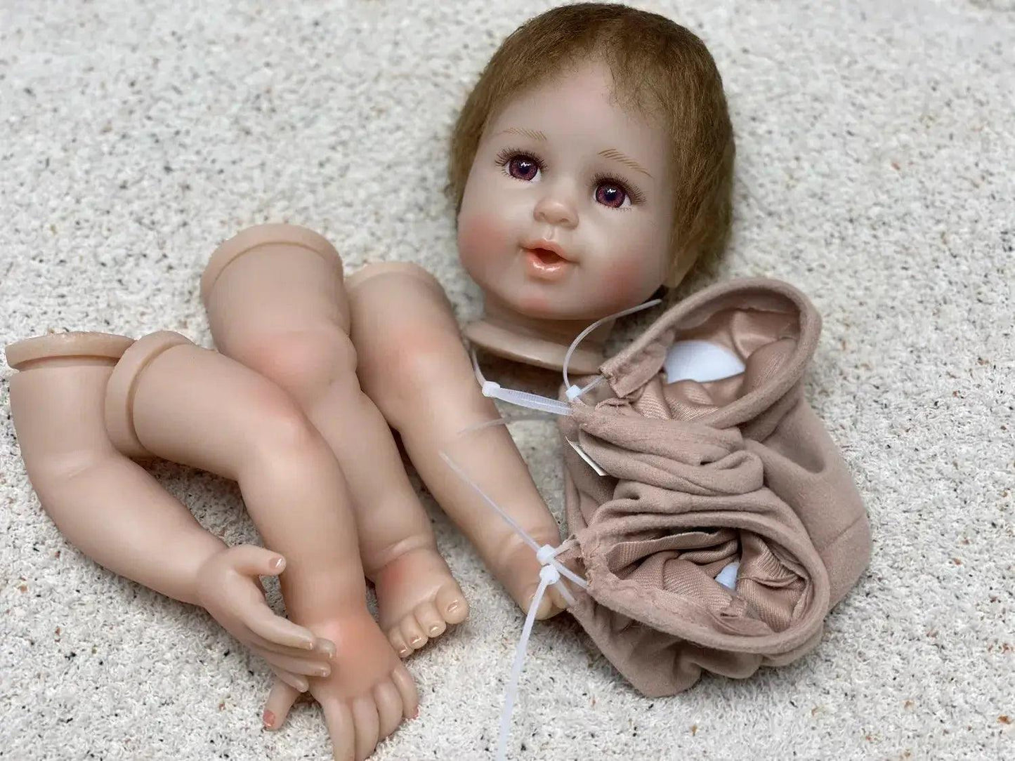  Reborn Doll Kit Seamlessly Painted Open Eyes Lifelike -  ToylandEU™