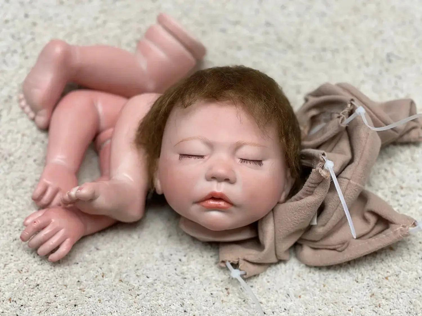  Reborn Doll Kit Seamlessly Painted Open Eyes Lifelike -  ToylandEU™