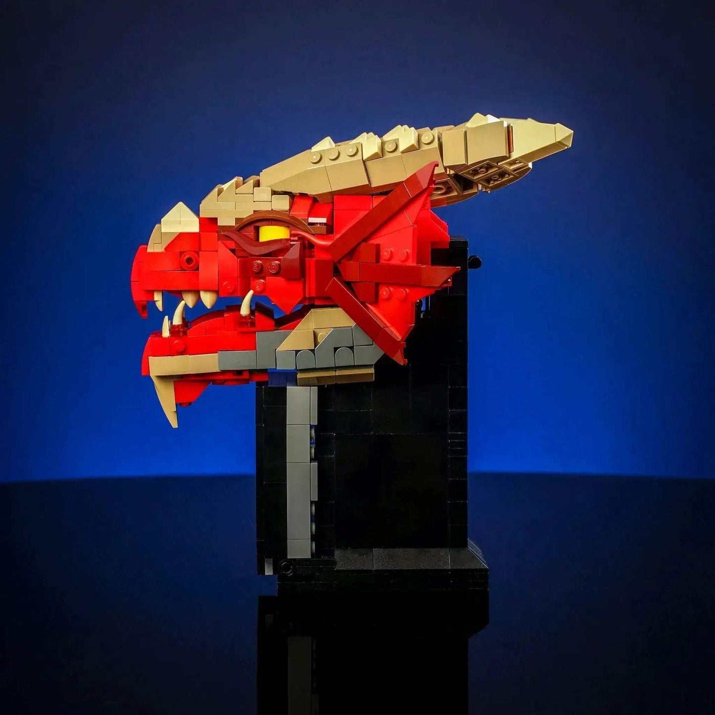 Dragon Dice Tower With LEGO Buildable Display Showpiece - ToylandEU