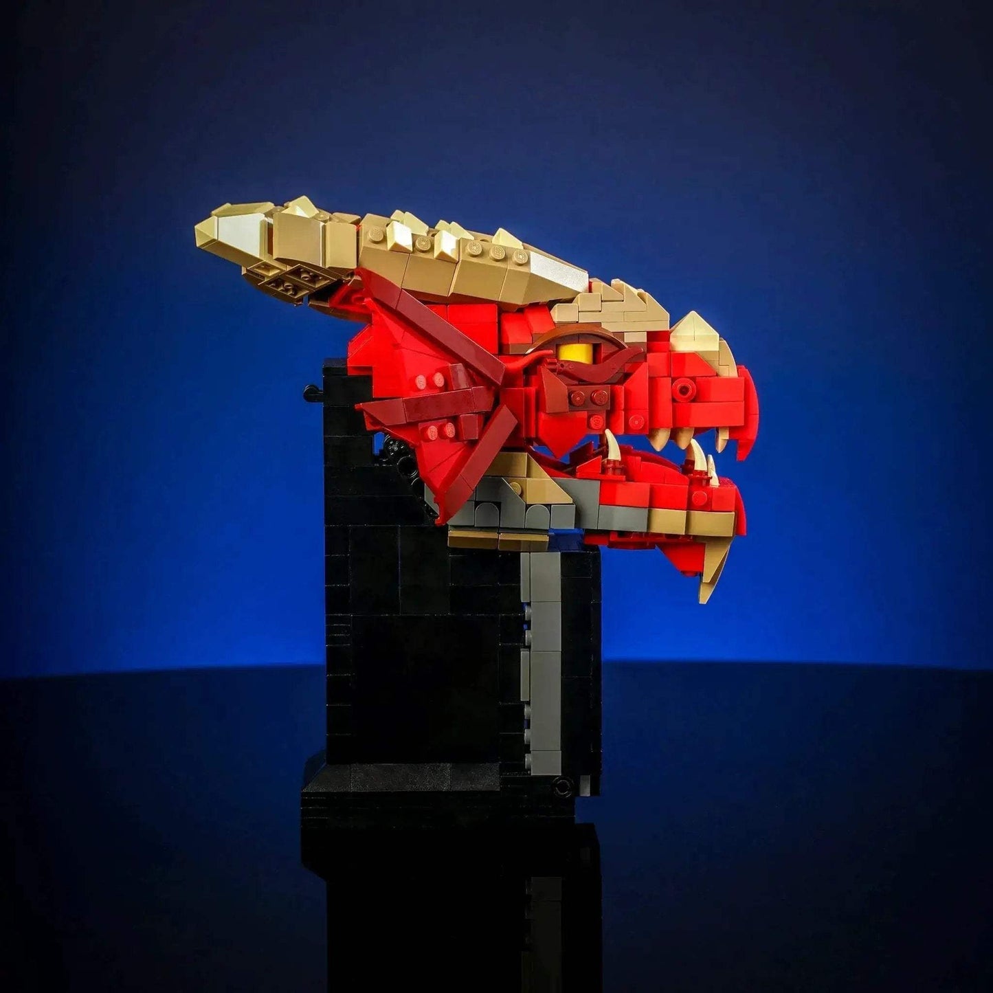 Dragon Dice Tower With LEGO Buildable Display Showpiece - ToylandEU