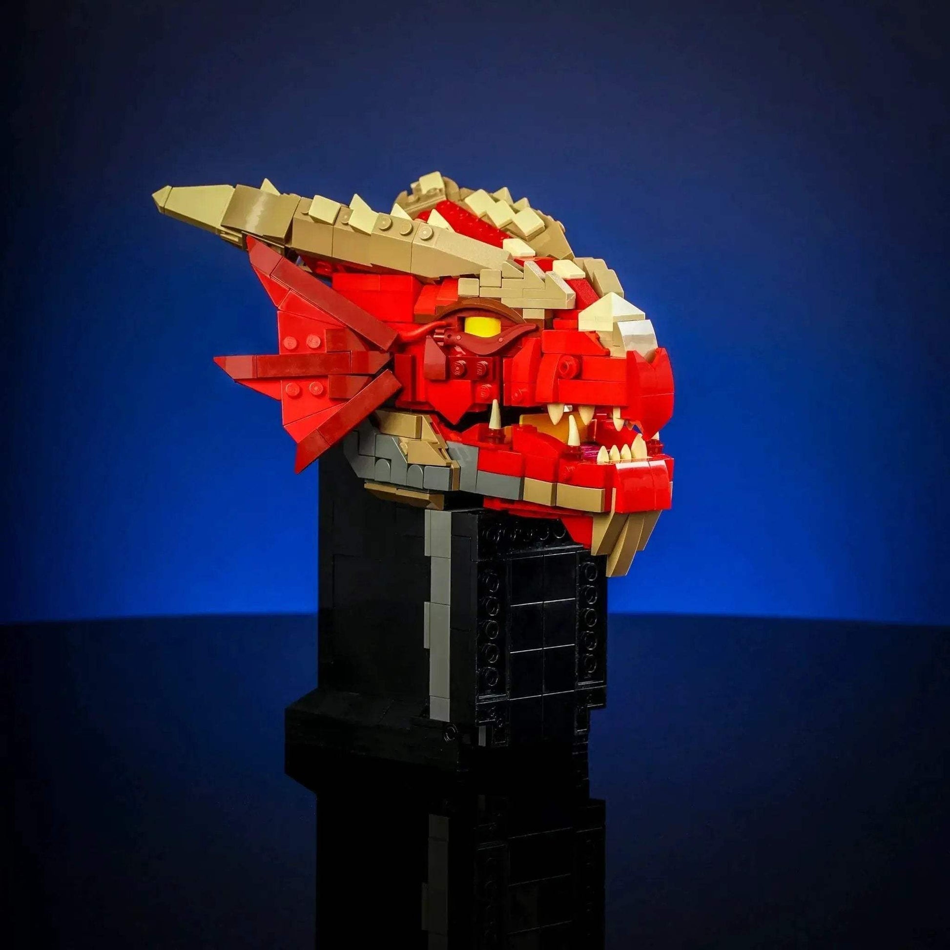 Dragon Dice Tower With LEGO Buildable Display Showpiece - ToylandEU