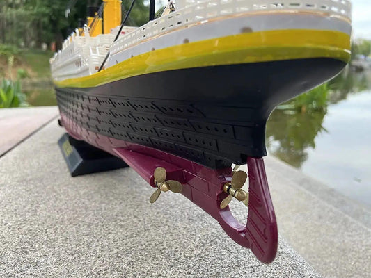  Remote Control Boat 81cm Triple Propellers -  ToylandEU™