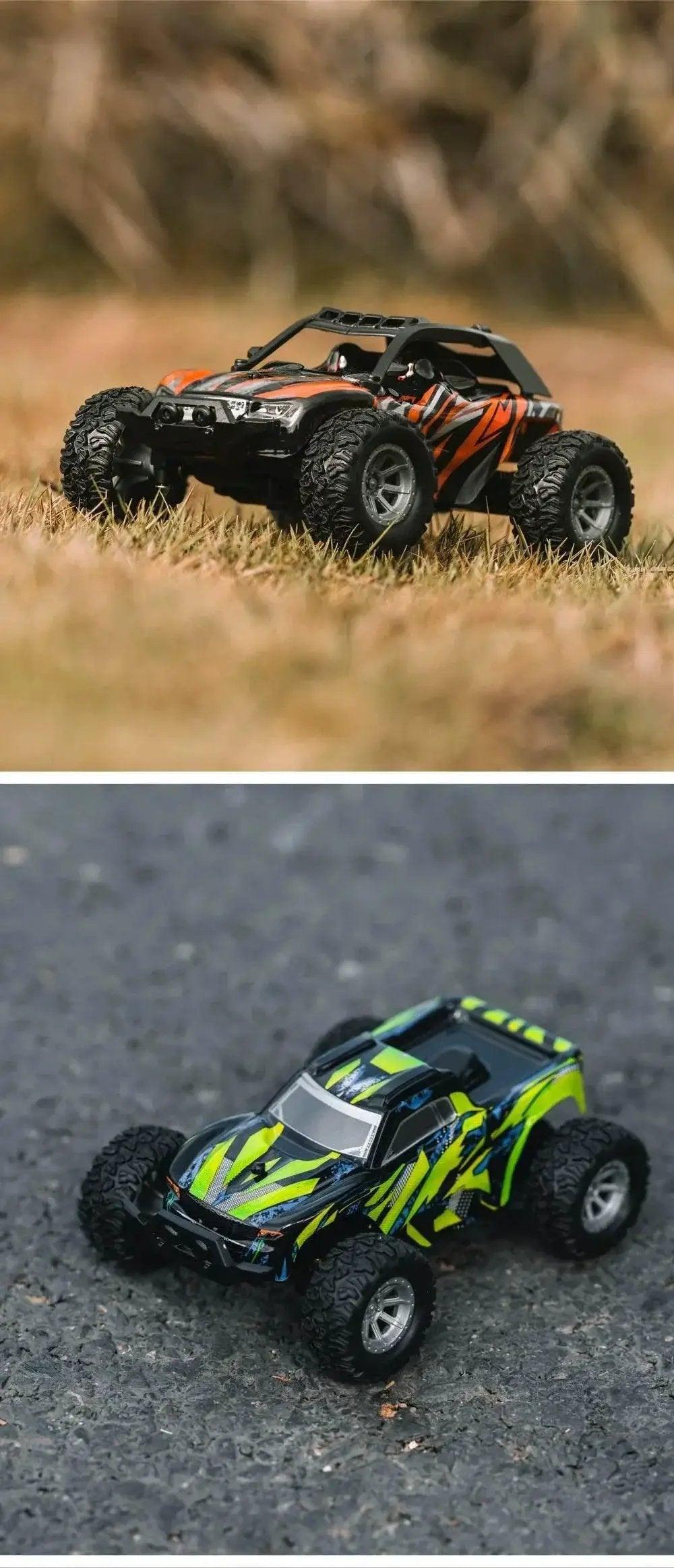  1:32 Proportion Remote Control Car Max 20 Km/h 2.4Ghz High-Speed All-Terrain Electric Toy -  ToylandEU™