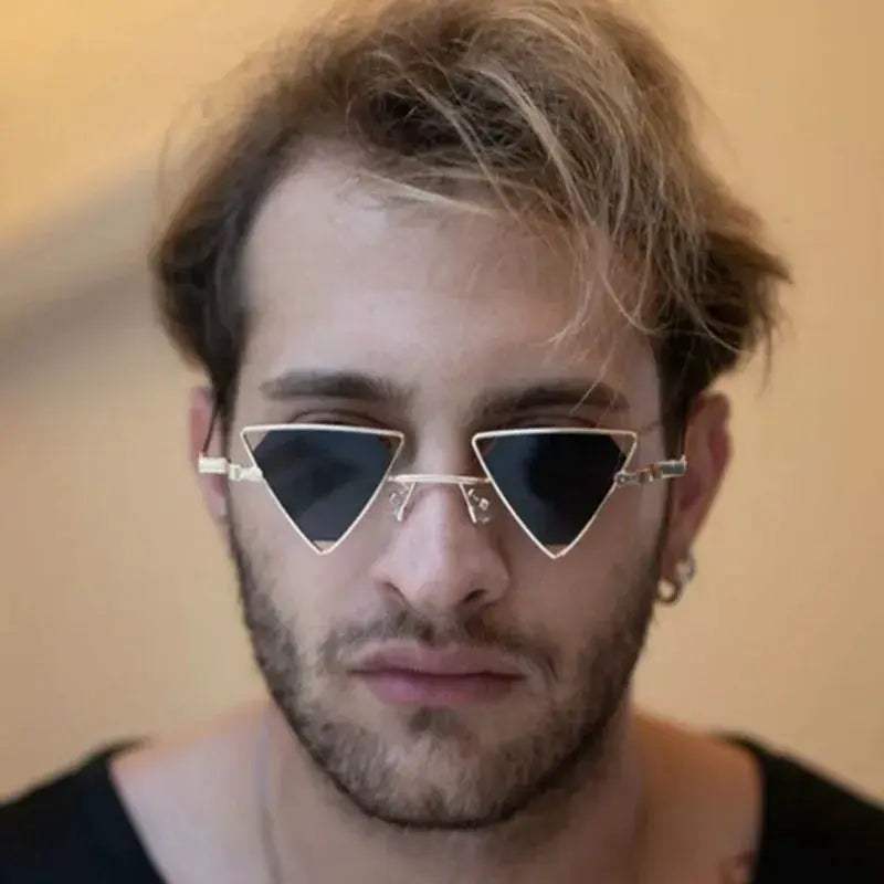  Retro Alloy Triangle Sunglasses Gradient Lenses Trendy -  ToylandEU™