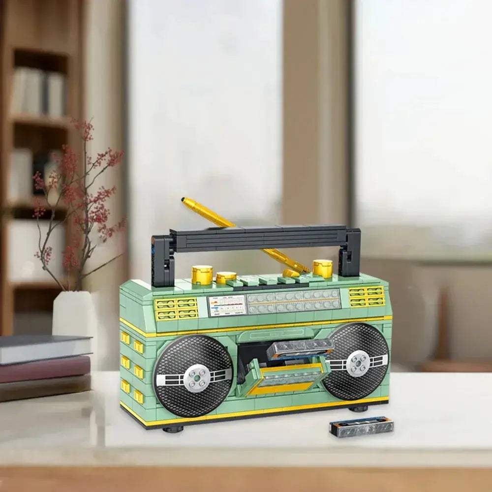 Retro Radio Building Blocks Set Vintage Music Display Kit - ToylandEU