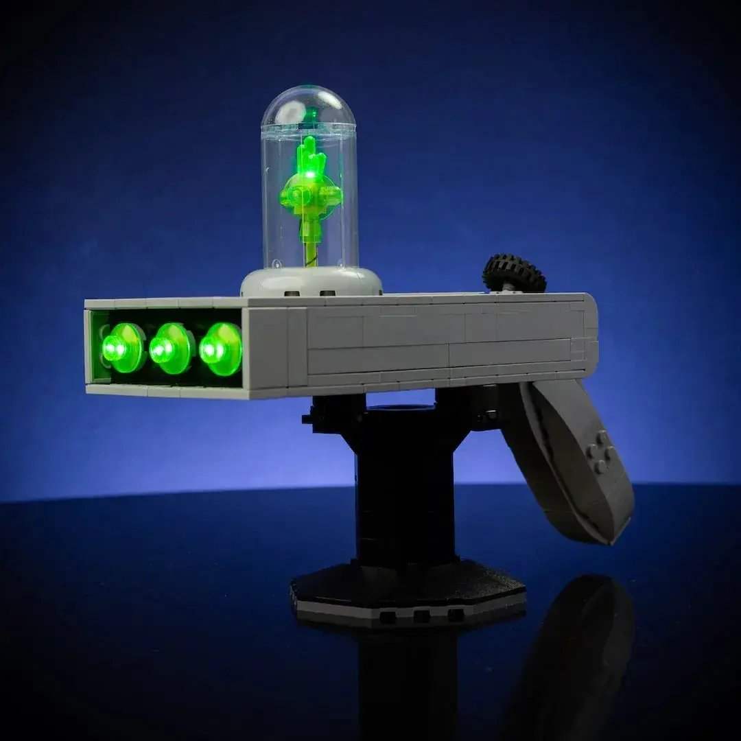 Life Sized Portal Gun LEGO Replica With Bright Light Kit - ToylandEU