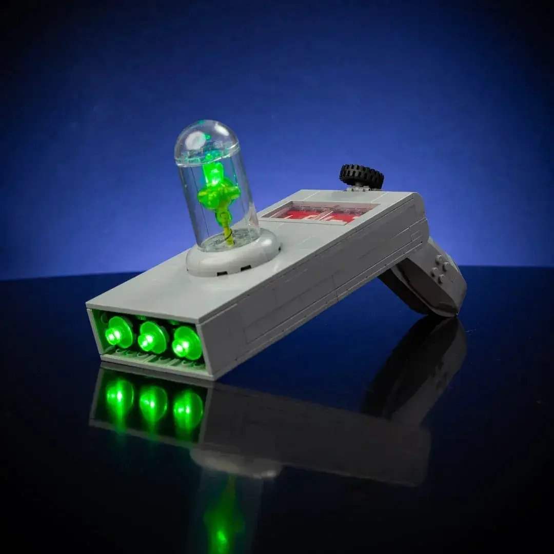 Life Sized Portal Gun LEGO Replica With Bright Light Kit - ToylandEU