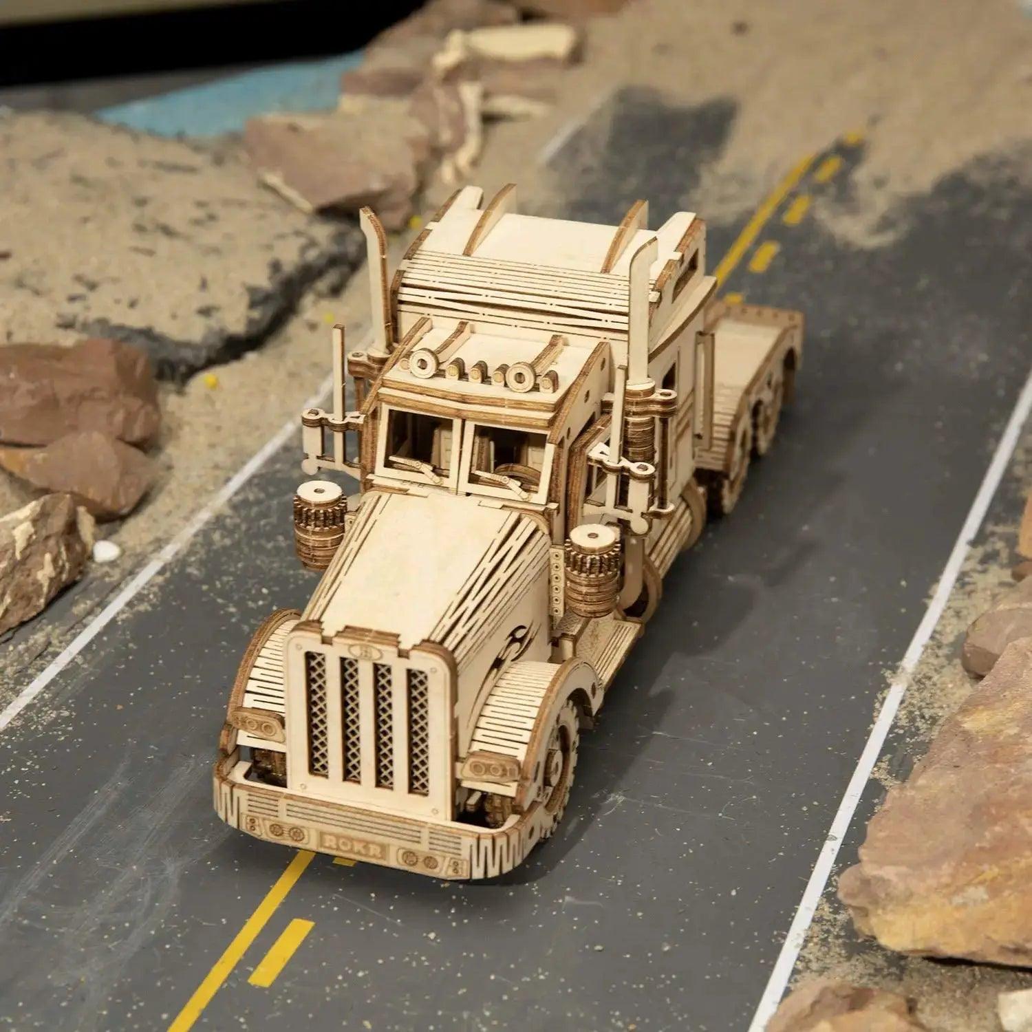  Robotime Movable Wooden Model Kit Steam Train Puzzle -  ToylandEU™