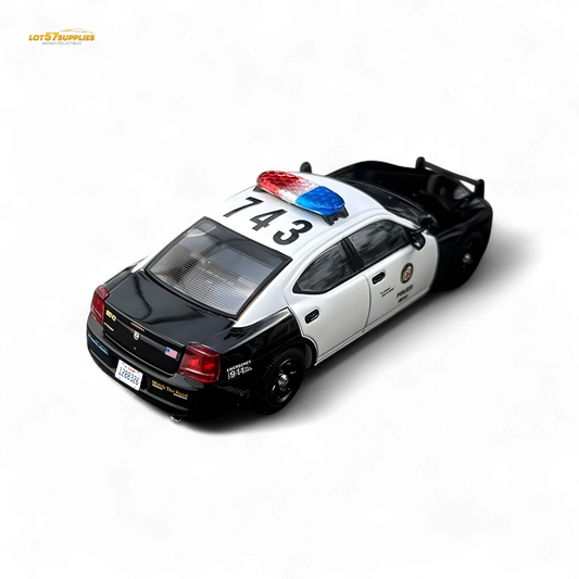  1:64 Diecast LAPD Charger 2006 Realistic Markings -  ToylandEU™