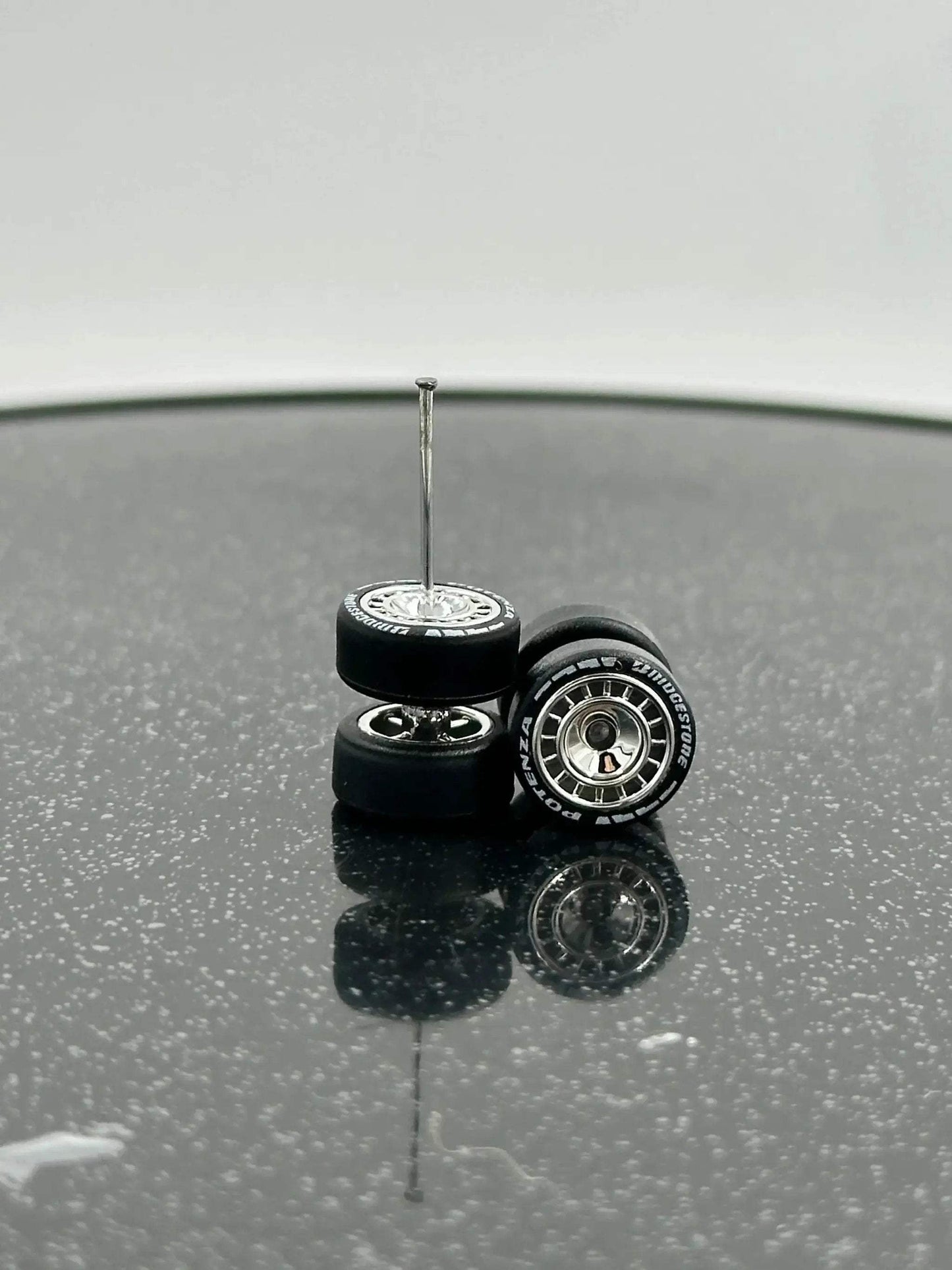 Realistic Drive Rubber Wheels for Diecast Cars One Sixty Four - ToylandEU