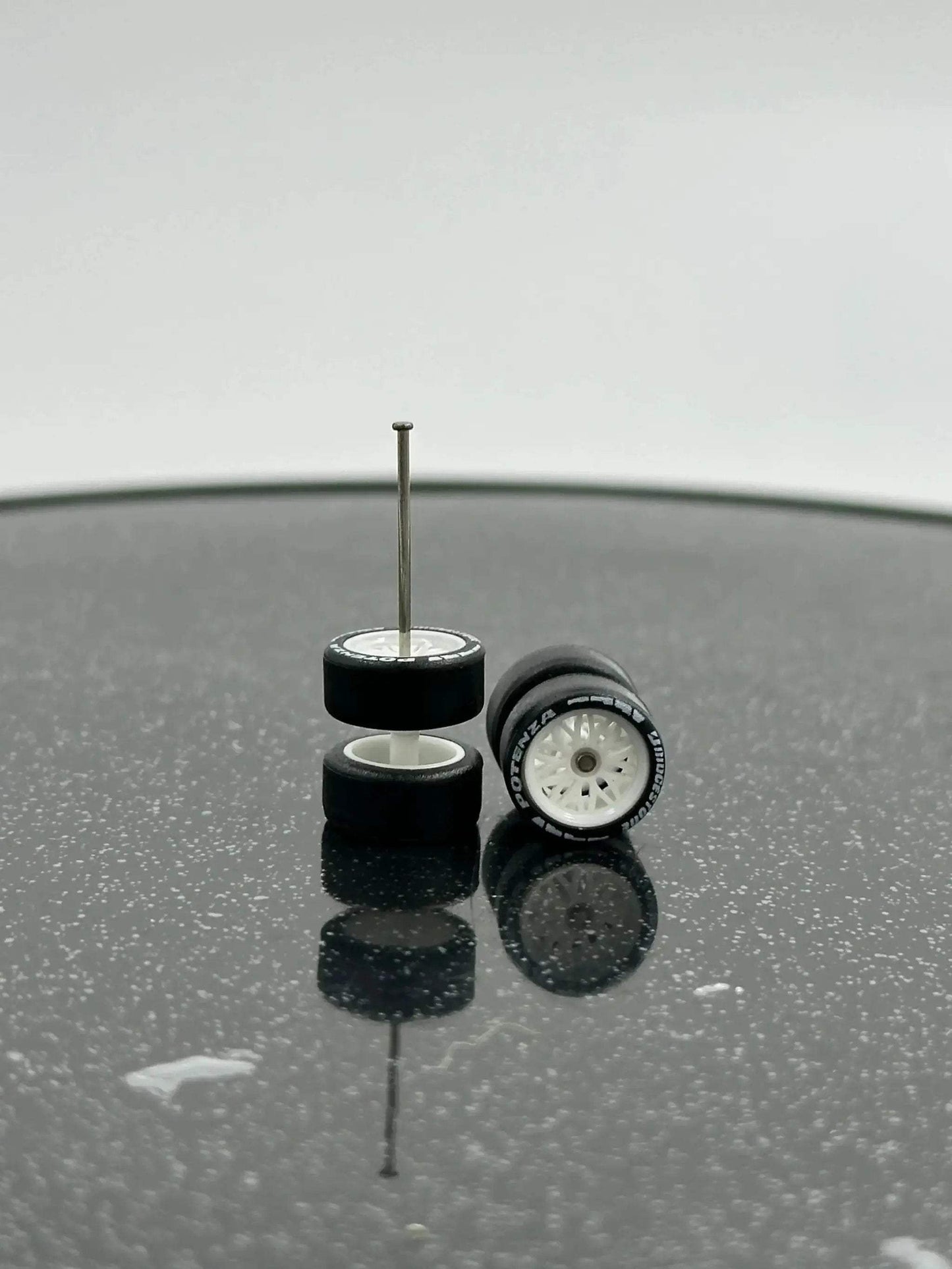Realistic Drive Rubber Wheels for Diecast Cars One Sixty Four - ToylandEU