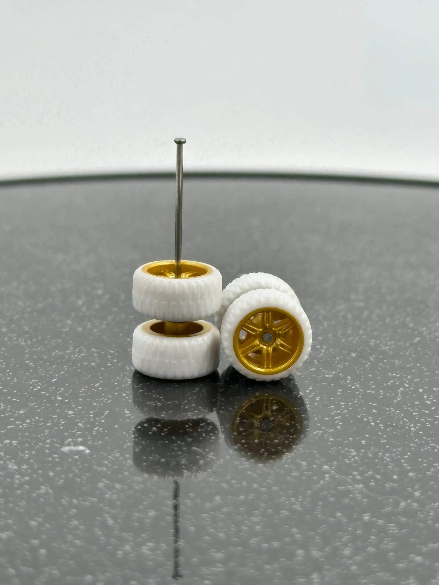 Realistic Drive Rubber Wheels for Diecast Cars One Sixty Four - ToylandEU