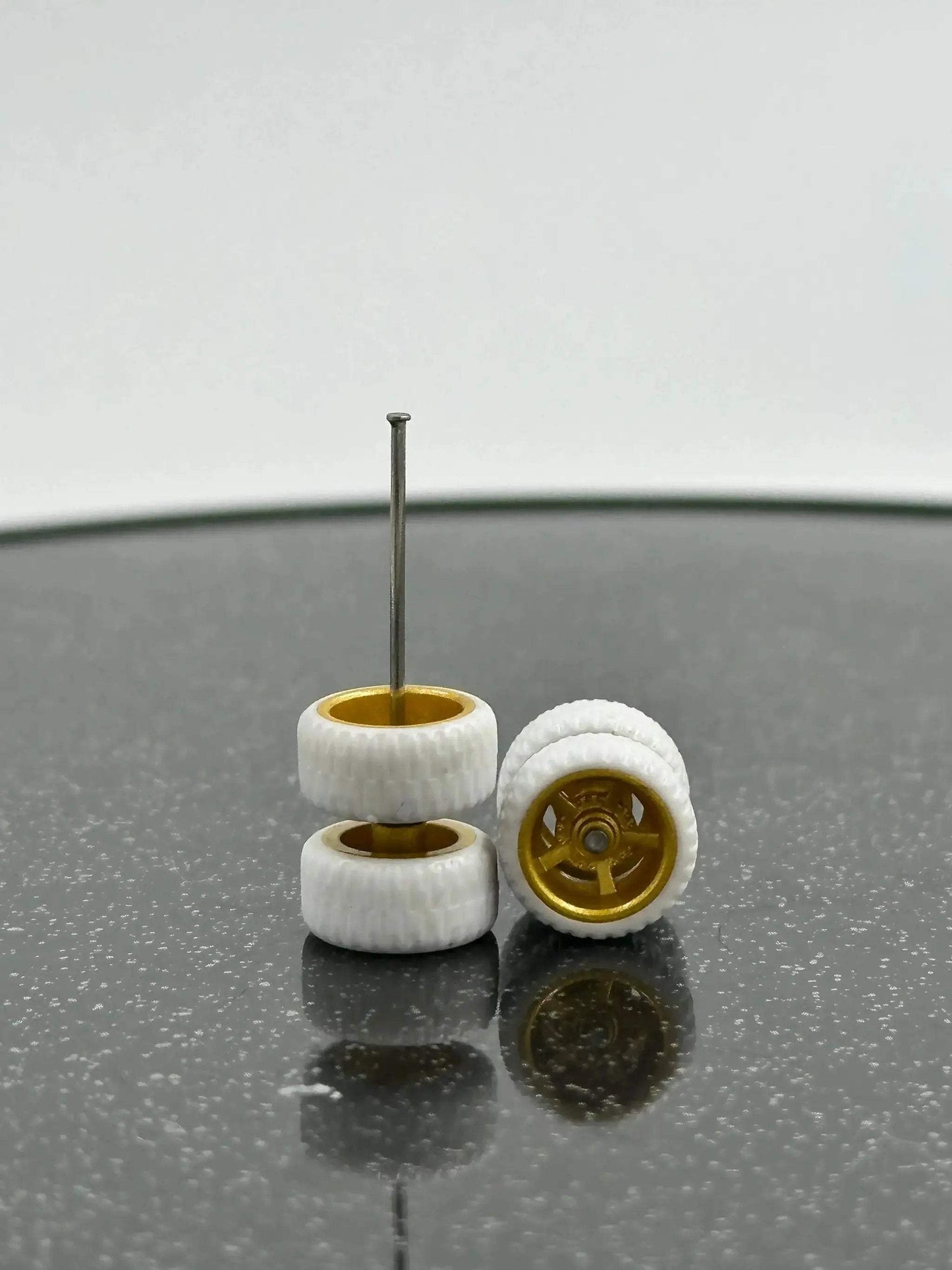 Realistic Drive Rubber Wheels for Diecast Cars One Sixty Four - ToylandEU