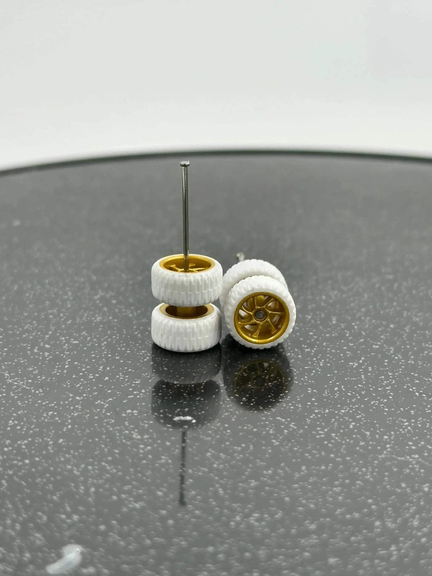 Realistic Drive Rubber Wheels for Diecast Cars One Sixty Four - ToylandEU