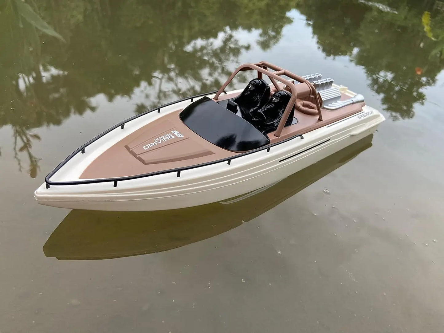 Remote Control Boat | 4CH | 15km/h Top Speed | Lake and Pool Use